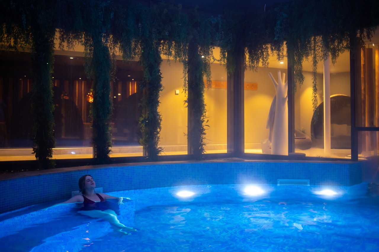 women in the outdoor pool